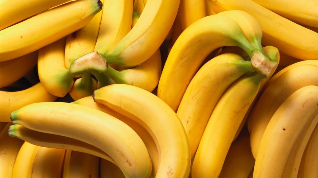 सपने में केला देखना मतलब क्या है ? Sapne mein Banana Dekhna